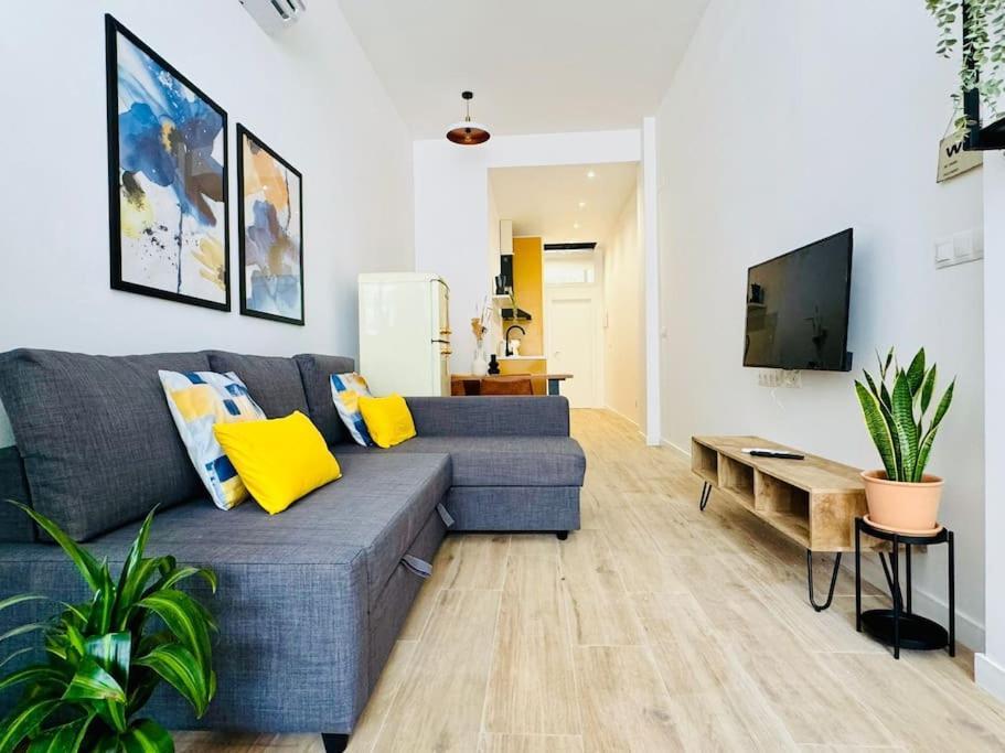 New Industrial Design Flat In Russafa Soho Apartment Valencia Exterior photo